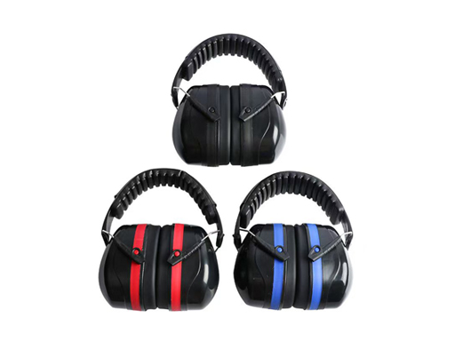 白色防噪音耳罩正面和侧面展示，柔软耳垫，白色背景